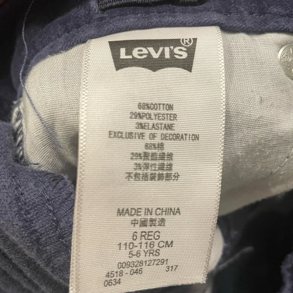 Levi’s Girls Super Skinny 710 Blue Corodorouy Pants Size 6 68% Cotton Blend